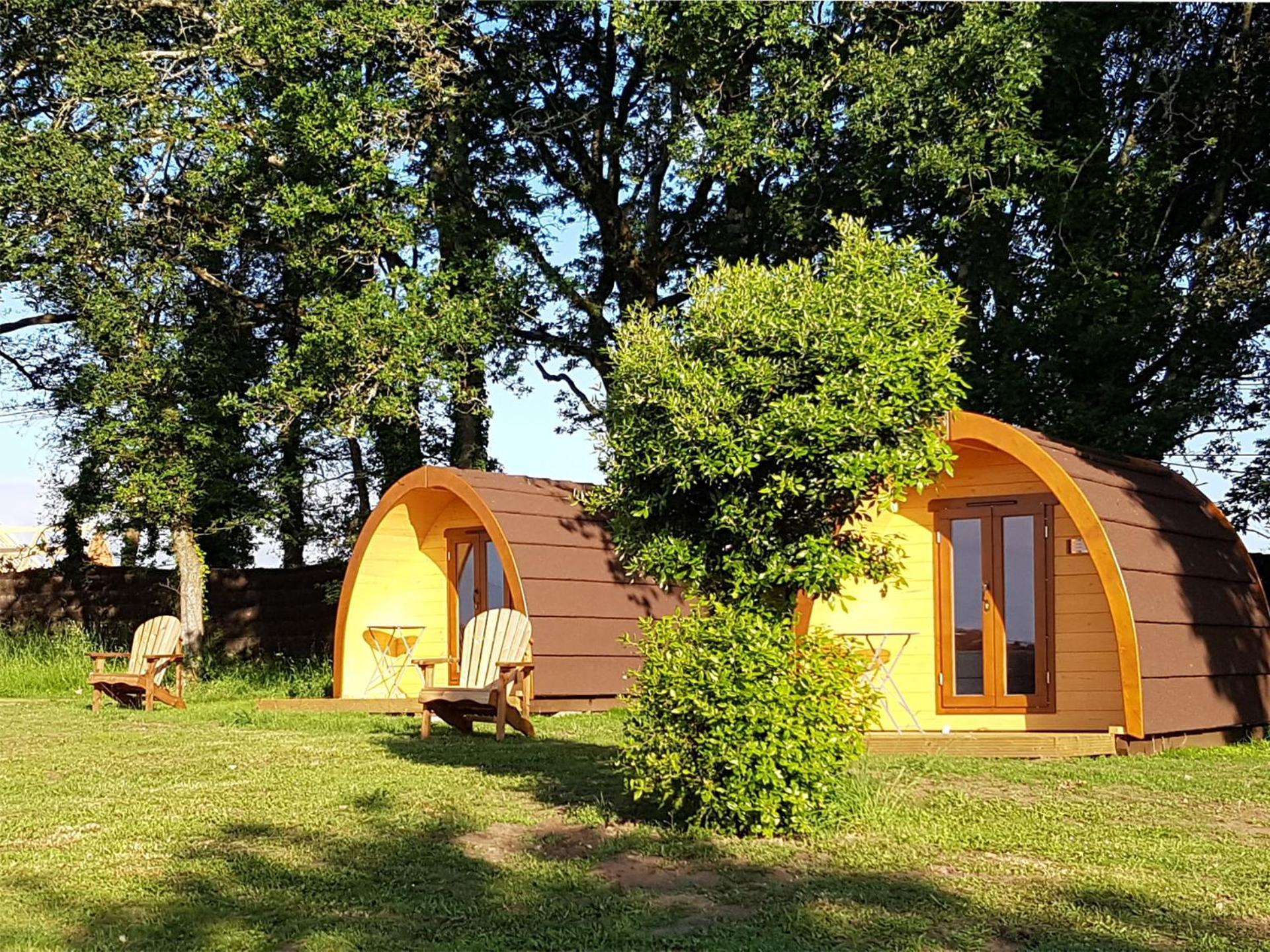Gites & Tiny Houses Les Hauts De Toulvern Баден Номер фото